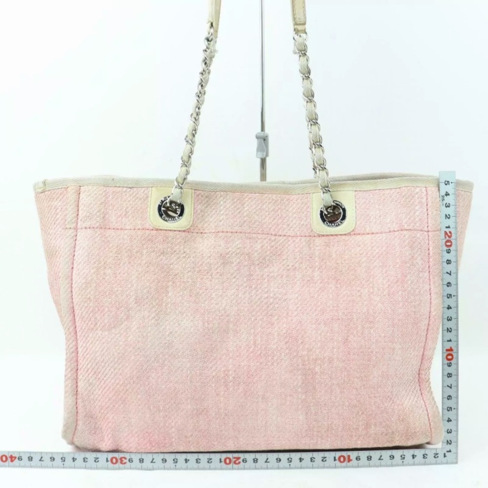 Chanel pink Deauville bag - Picture 2 of 8